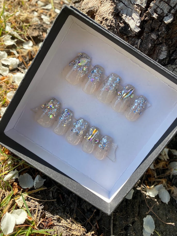 Silver Glam Rhinestone Press-On Nail Set