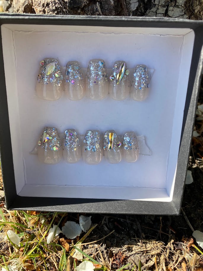 Silver Glam Rhinestone Press-On Nail Set